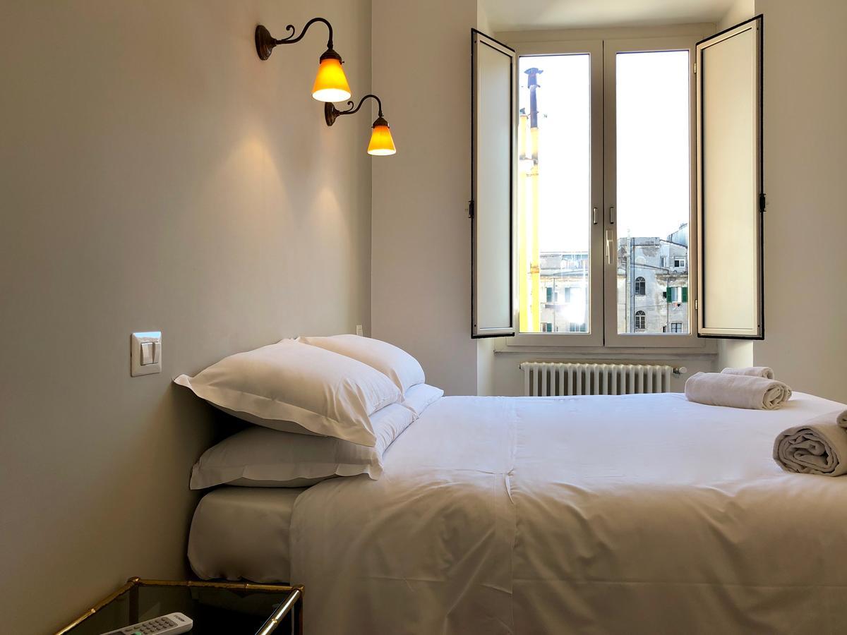 Termini Station Little House *